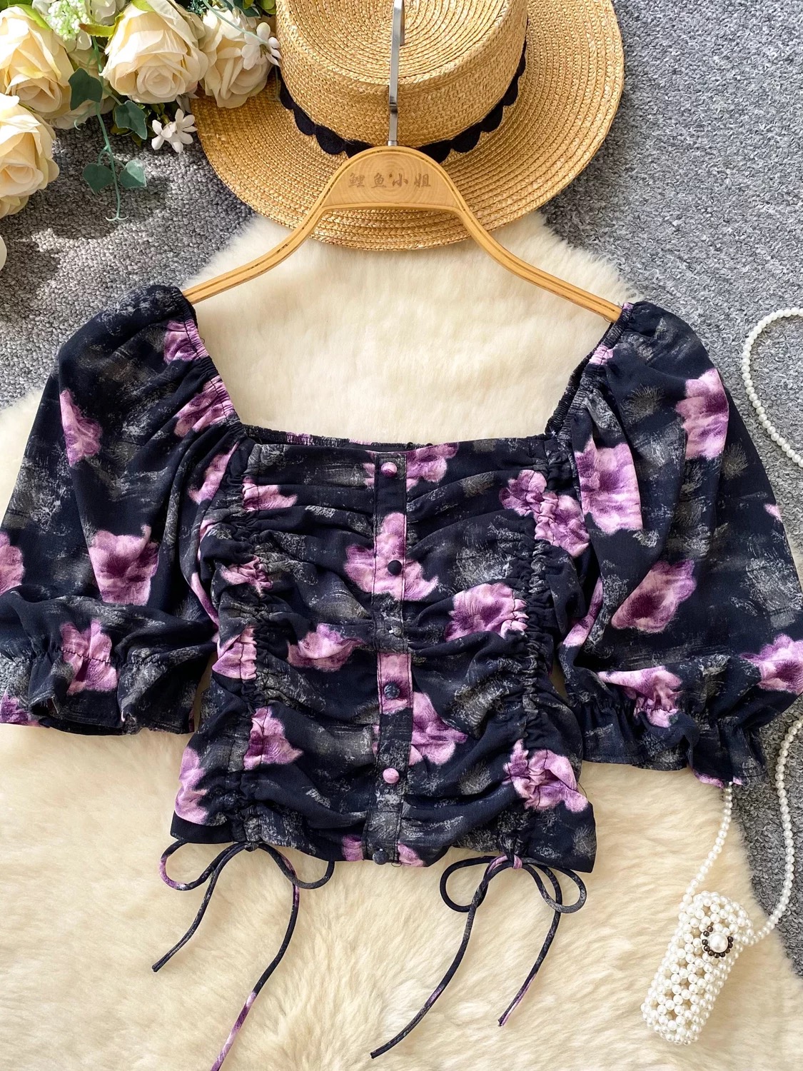 Lost in thought top CTO978 image