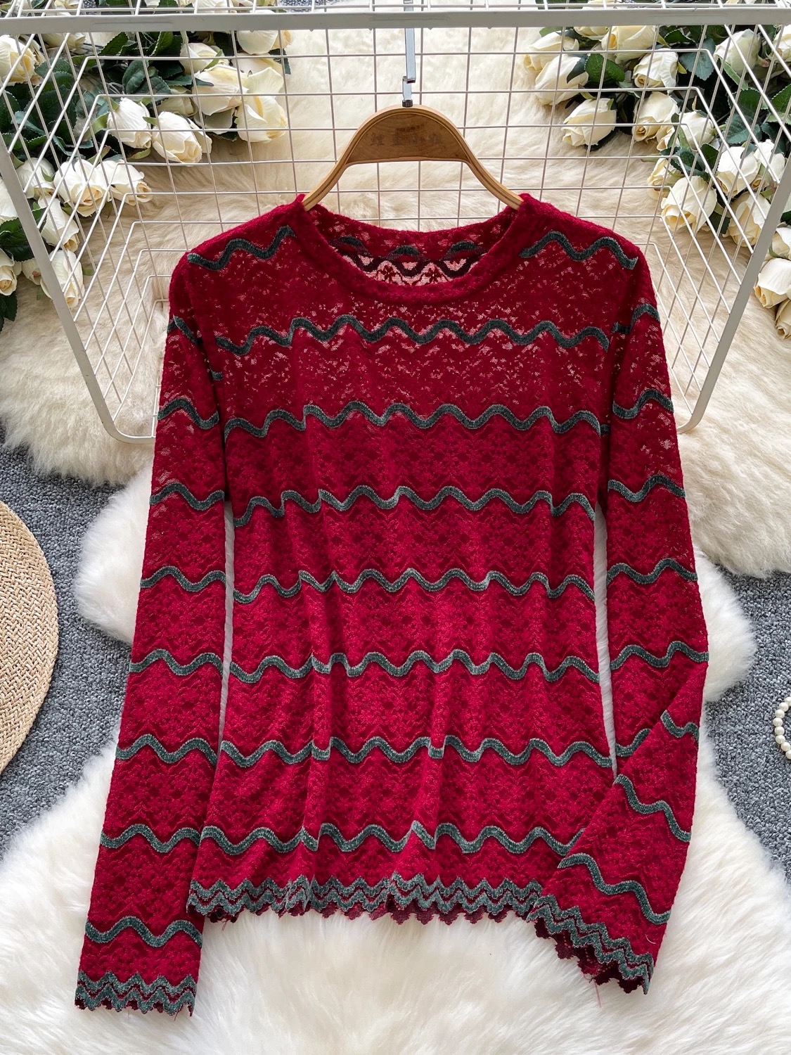 Bubble initial top CTO687 image