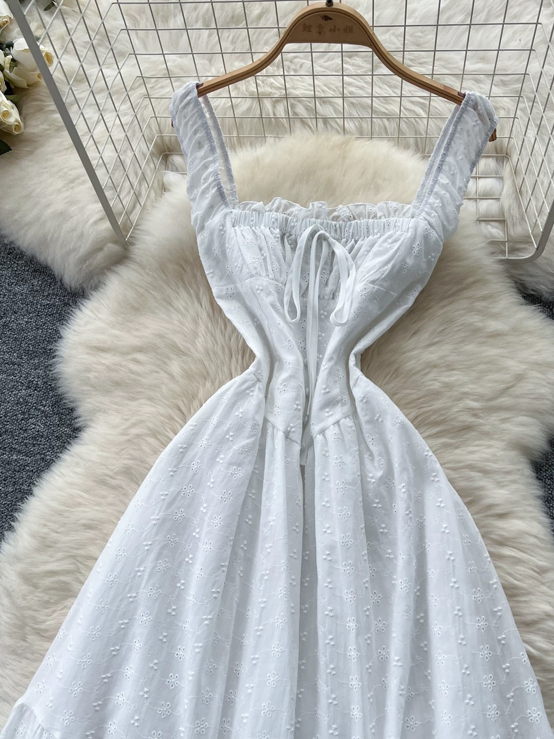 I am not the only one dress CD1874 image