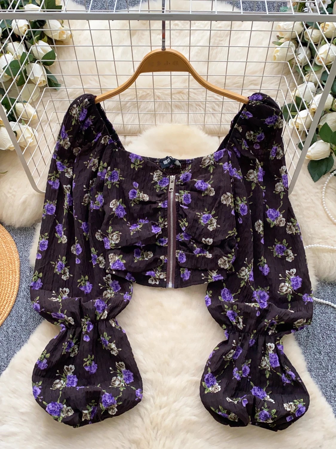 Deep devotion top CTO661 image