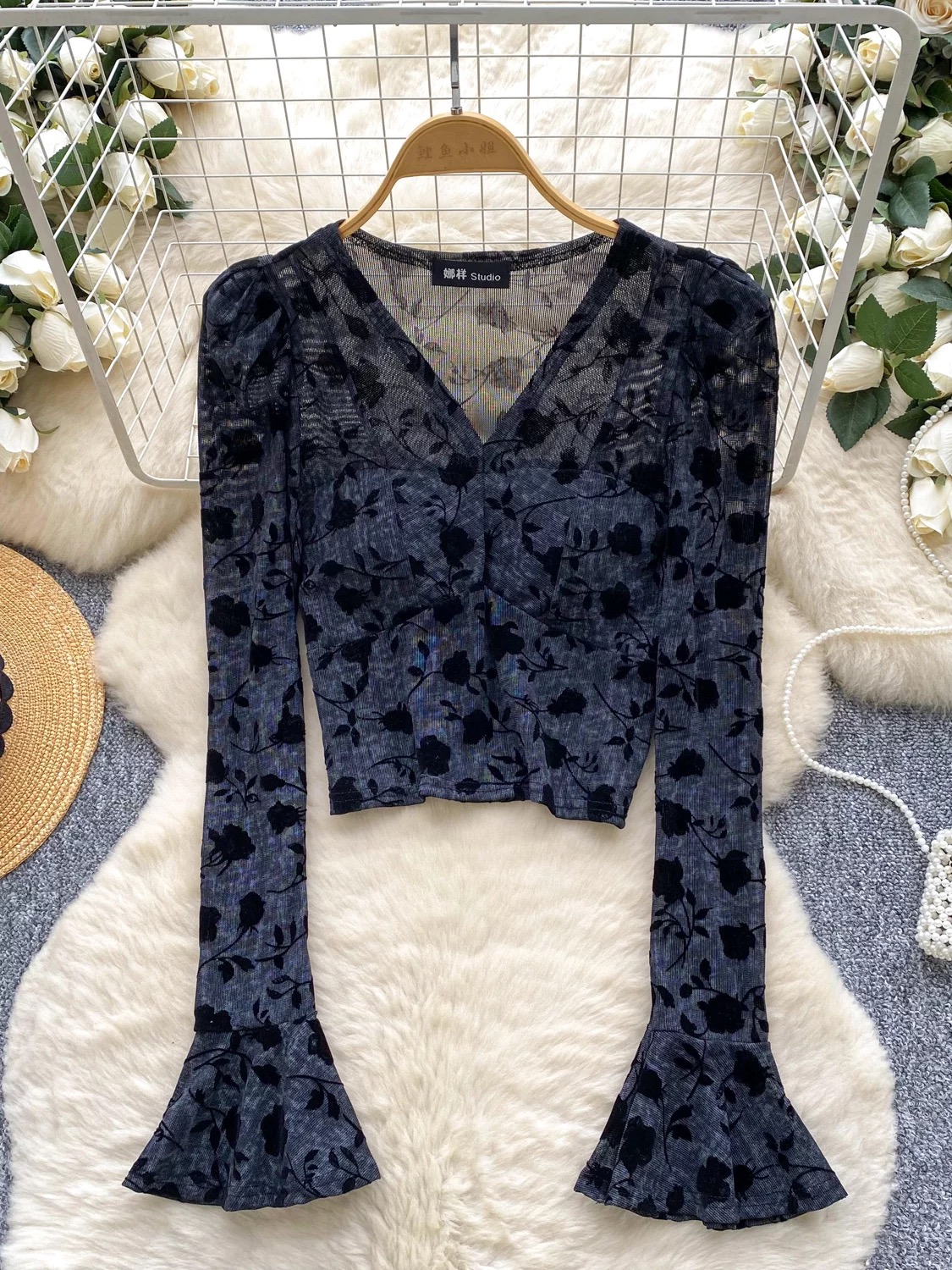 Get a good look top CTO614 image