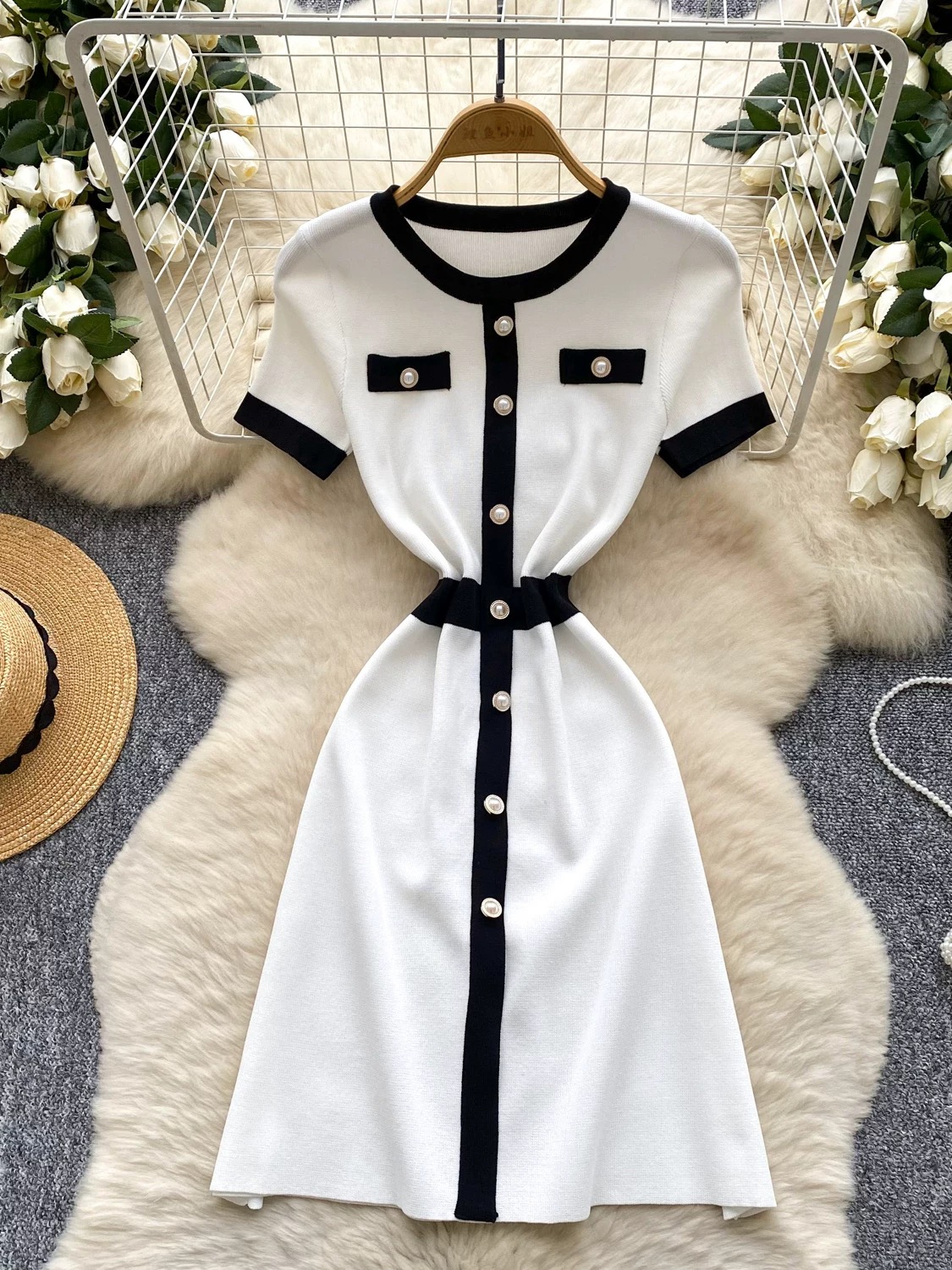 Very iconic dress CD1401 image