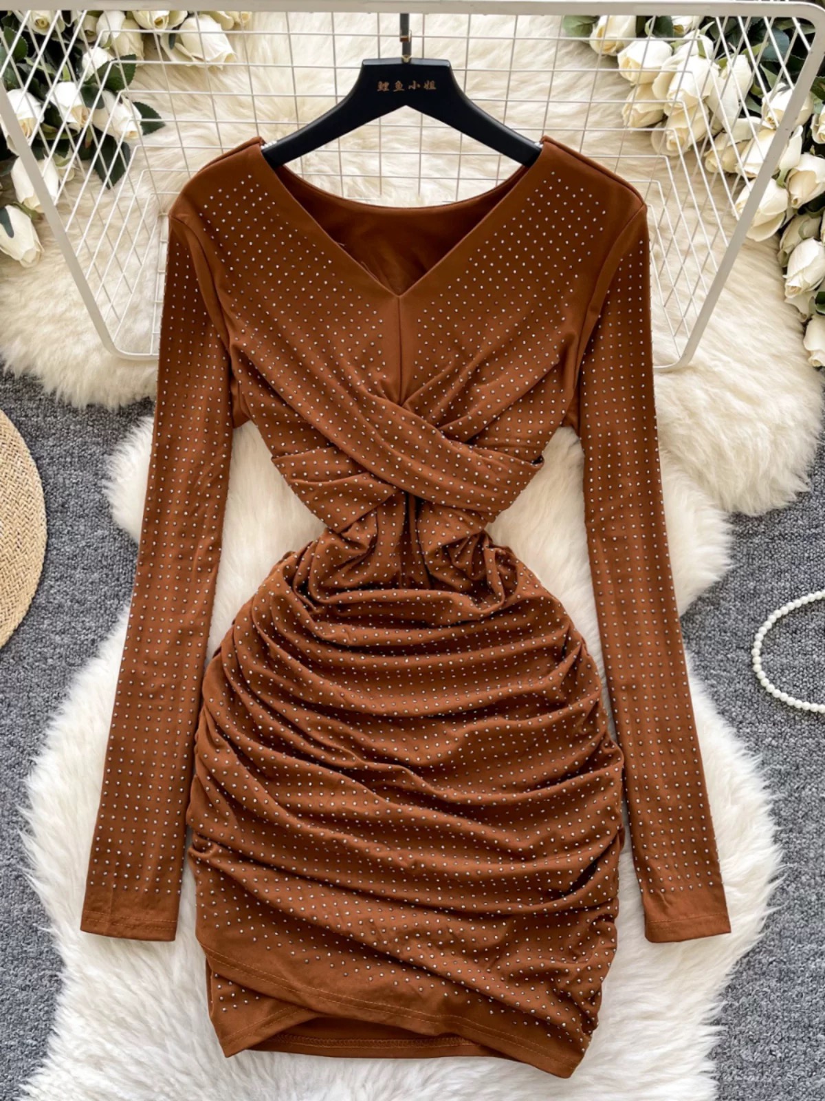 Here comes her dress CBC1373 image