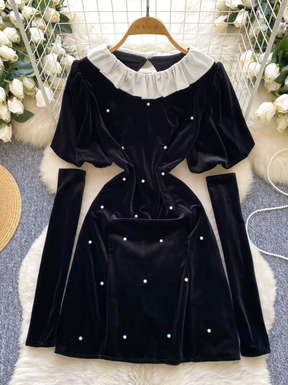 Allegra velvet dress FD1410 image