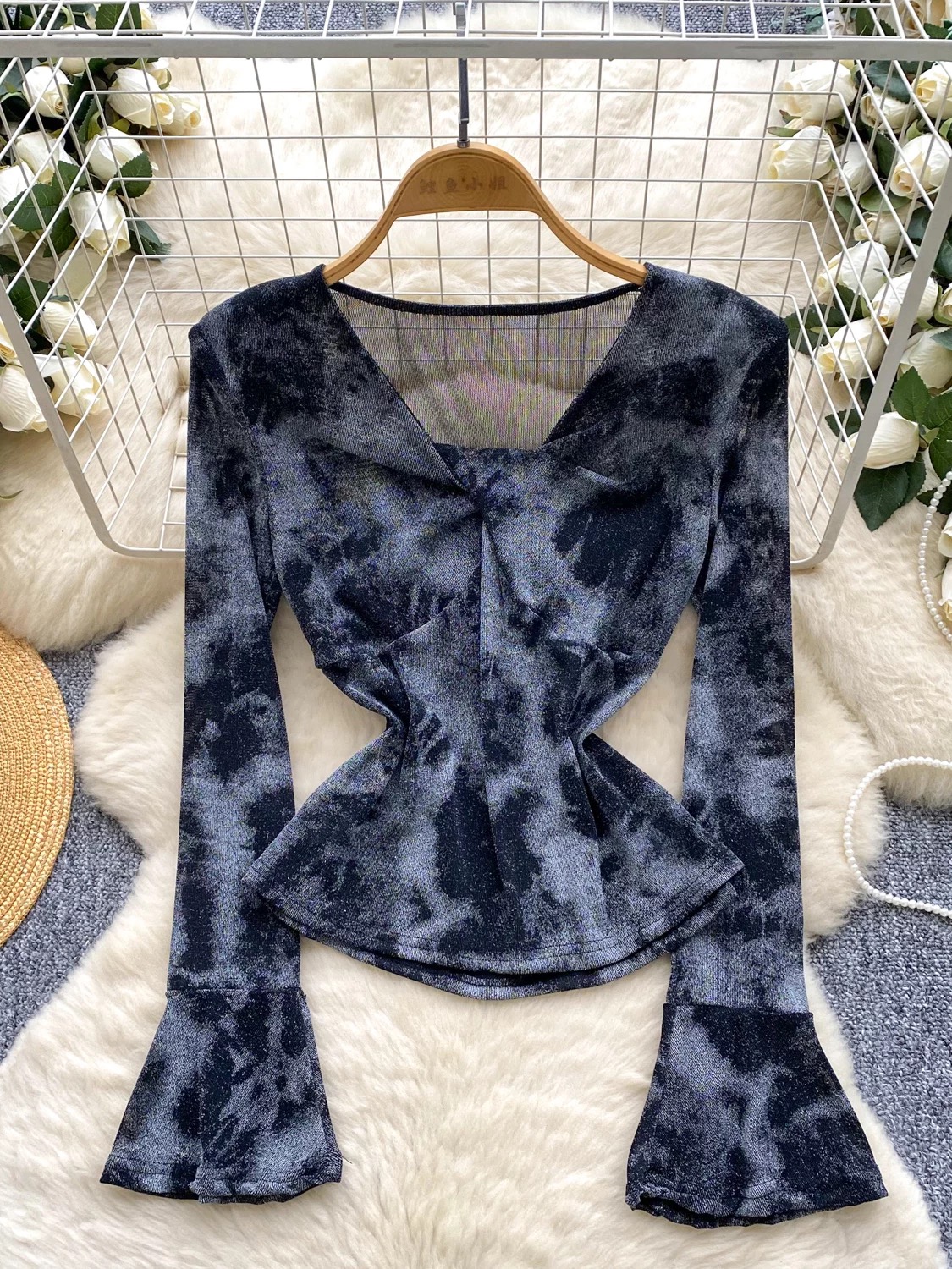 Irreplaceable me top CTO602 image