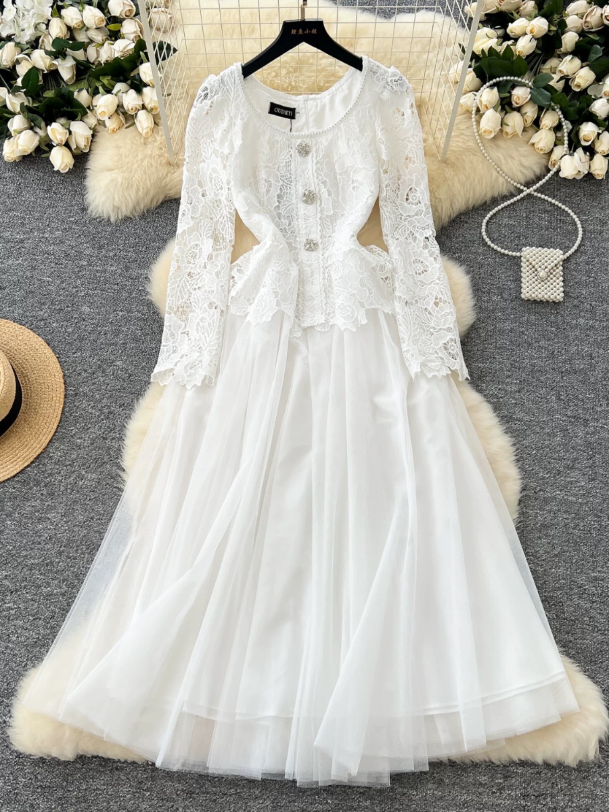 Too hot to handle lace dress FD1154 image