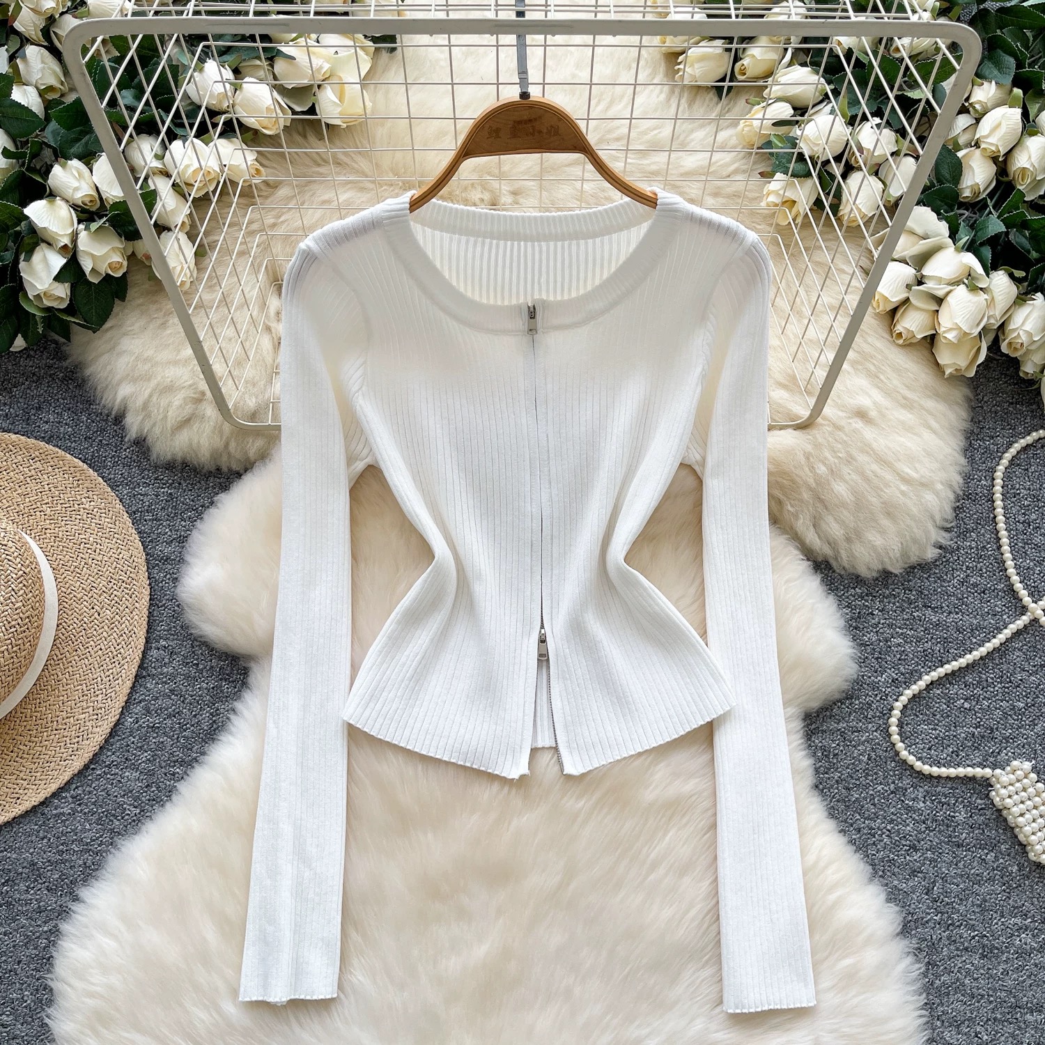 Deep in love top KTO257 images