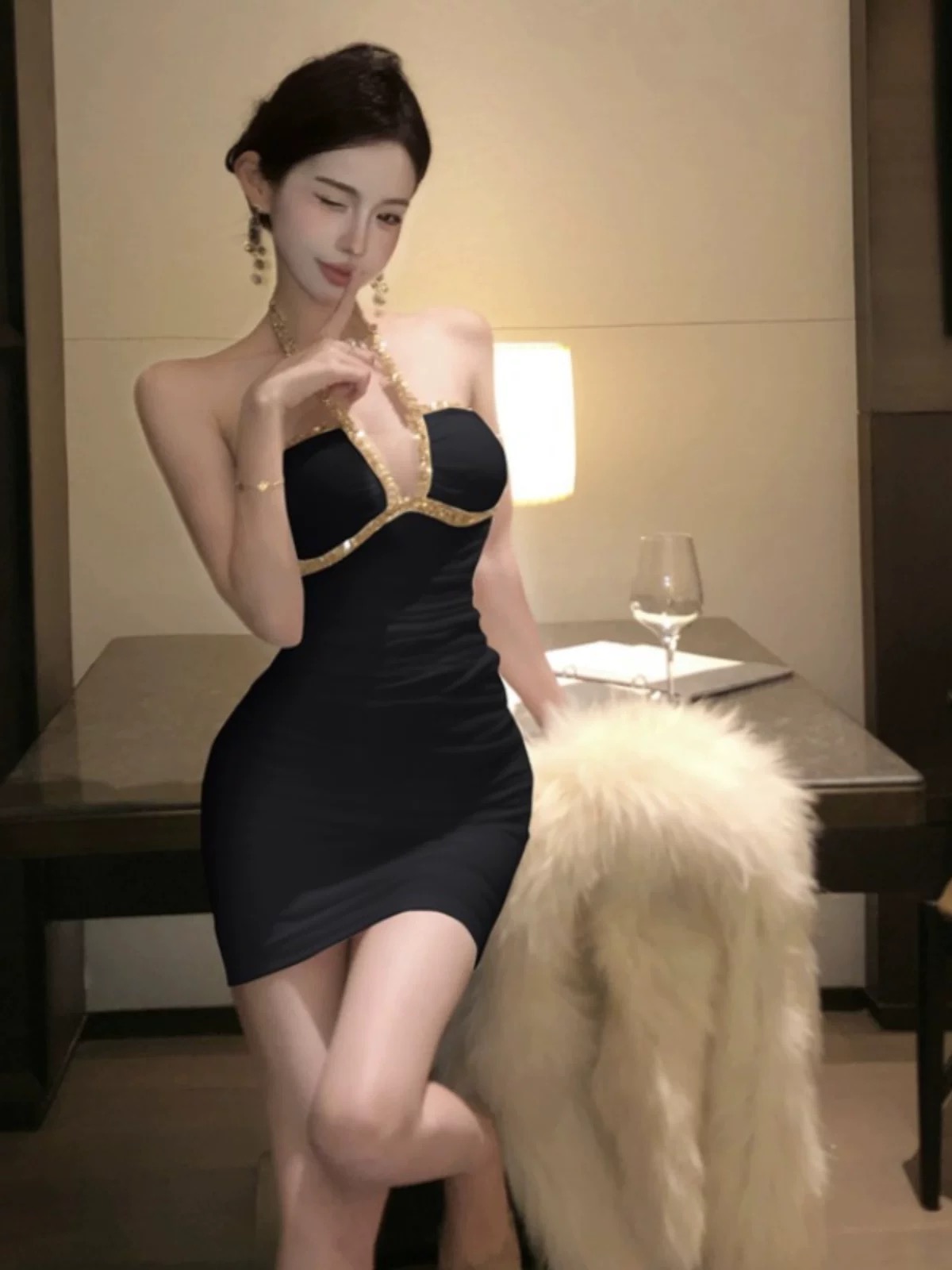 Ginny & Georgia dress CBC1090 image