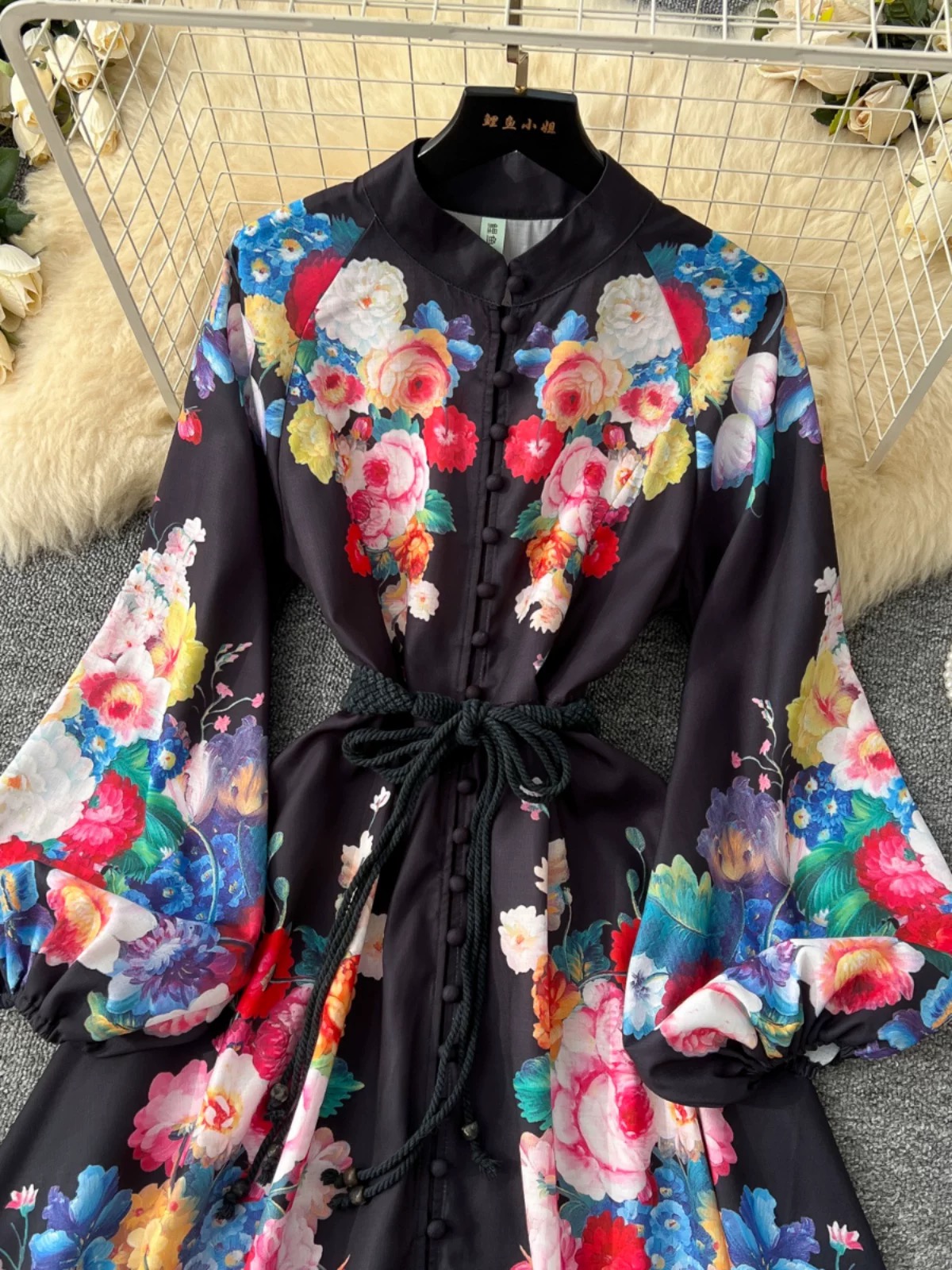 Light and bright dress ED273 image