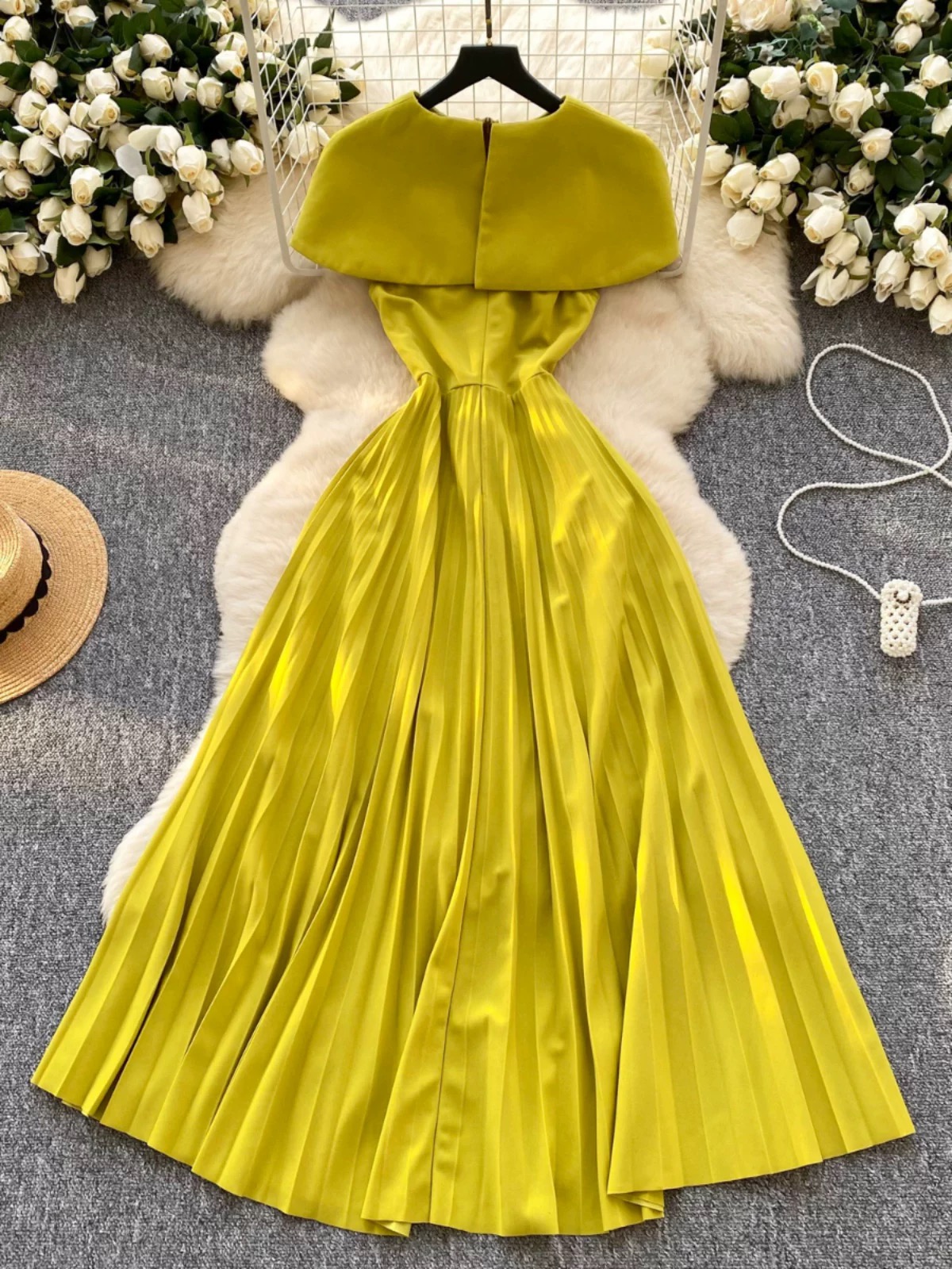 Moves to make dress EVD216 image