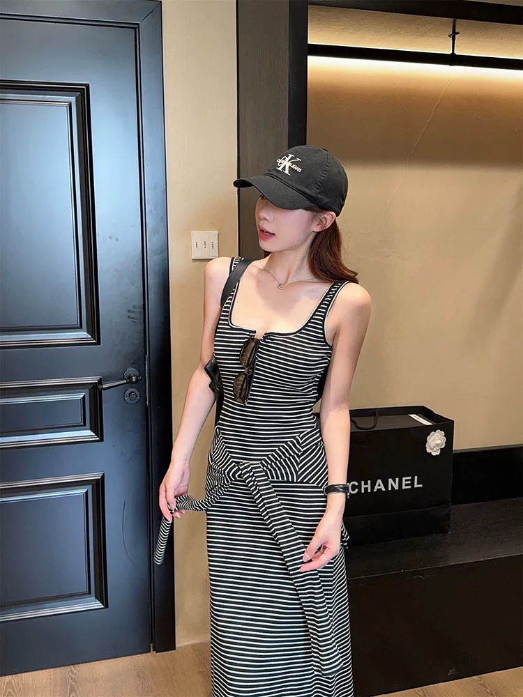 Trendy location dress CD425 image