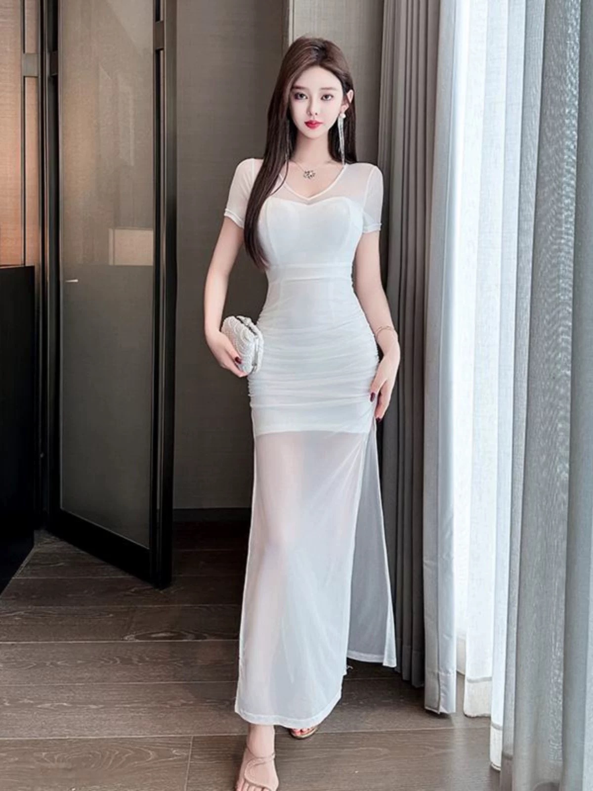 No stopping her dress CBC1055 image