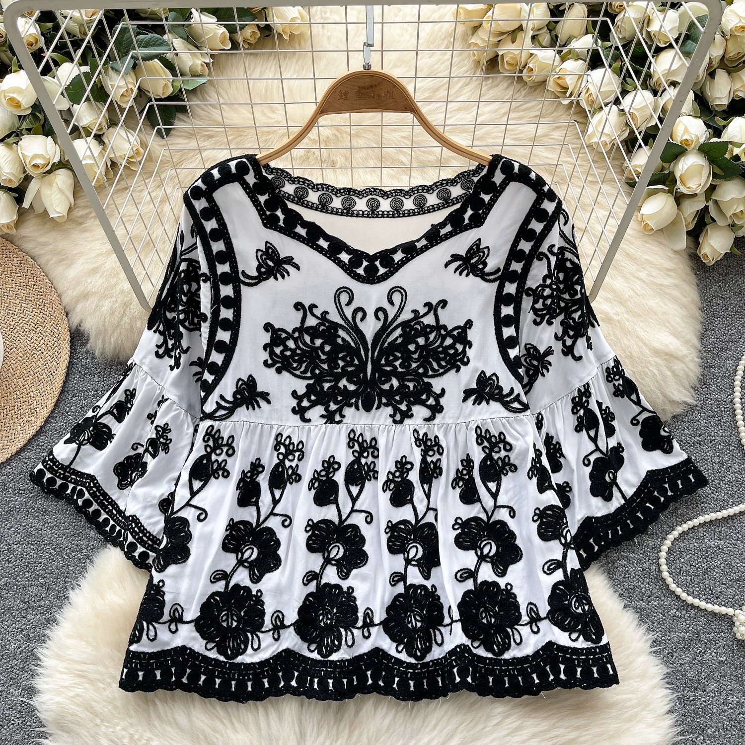 Your angel embroidery top CTO363 image