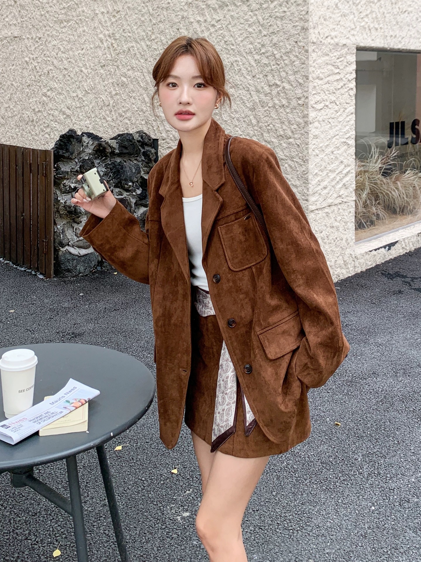 Loving on you suit BL149 image