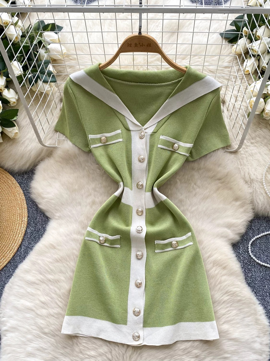 She’s a classic dress KBC266