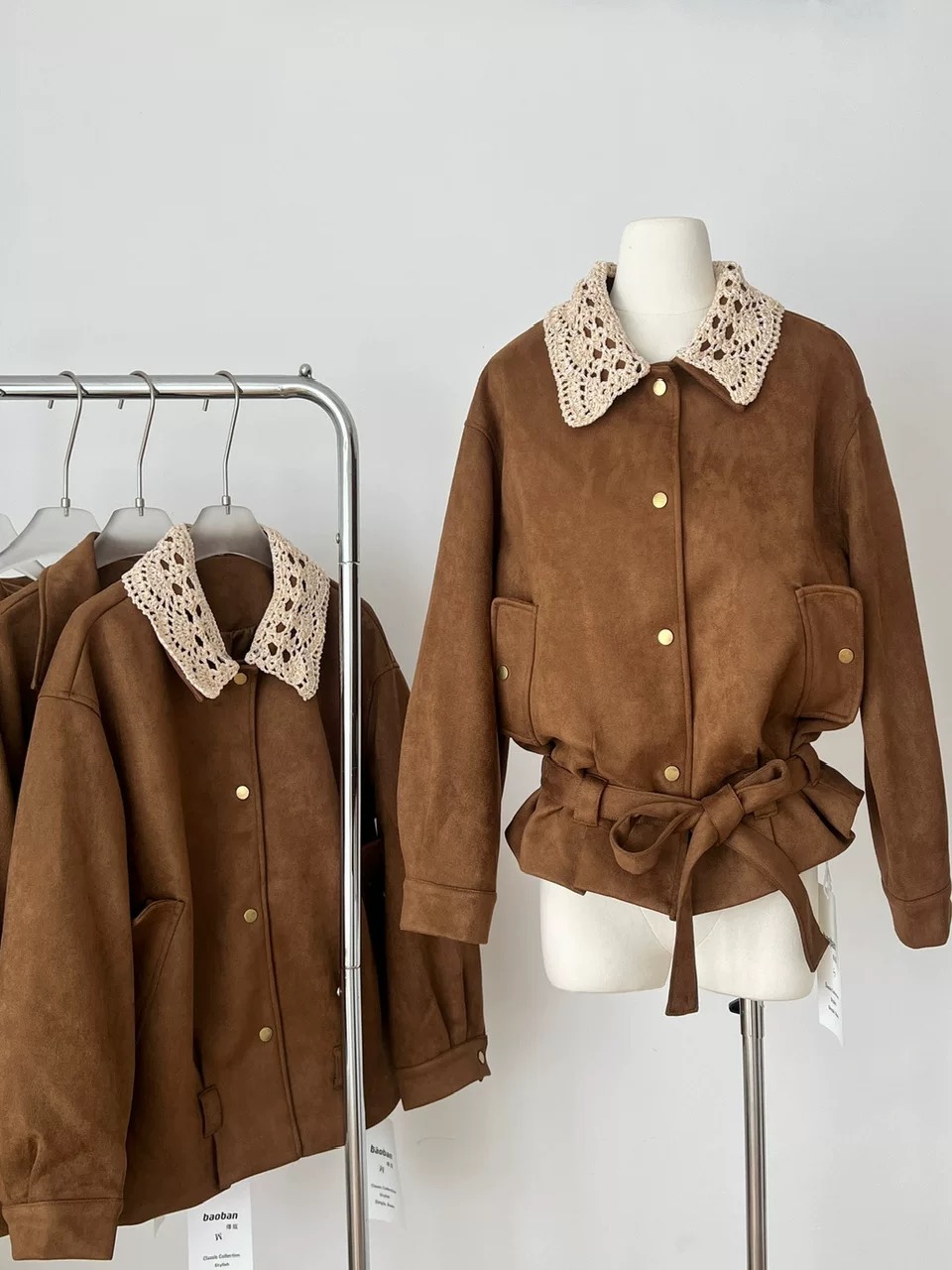 Trust the moment jacket CJ149