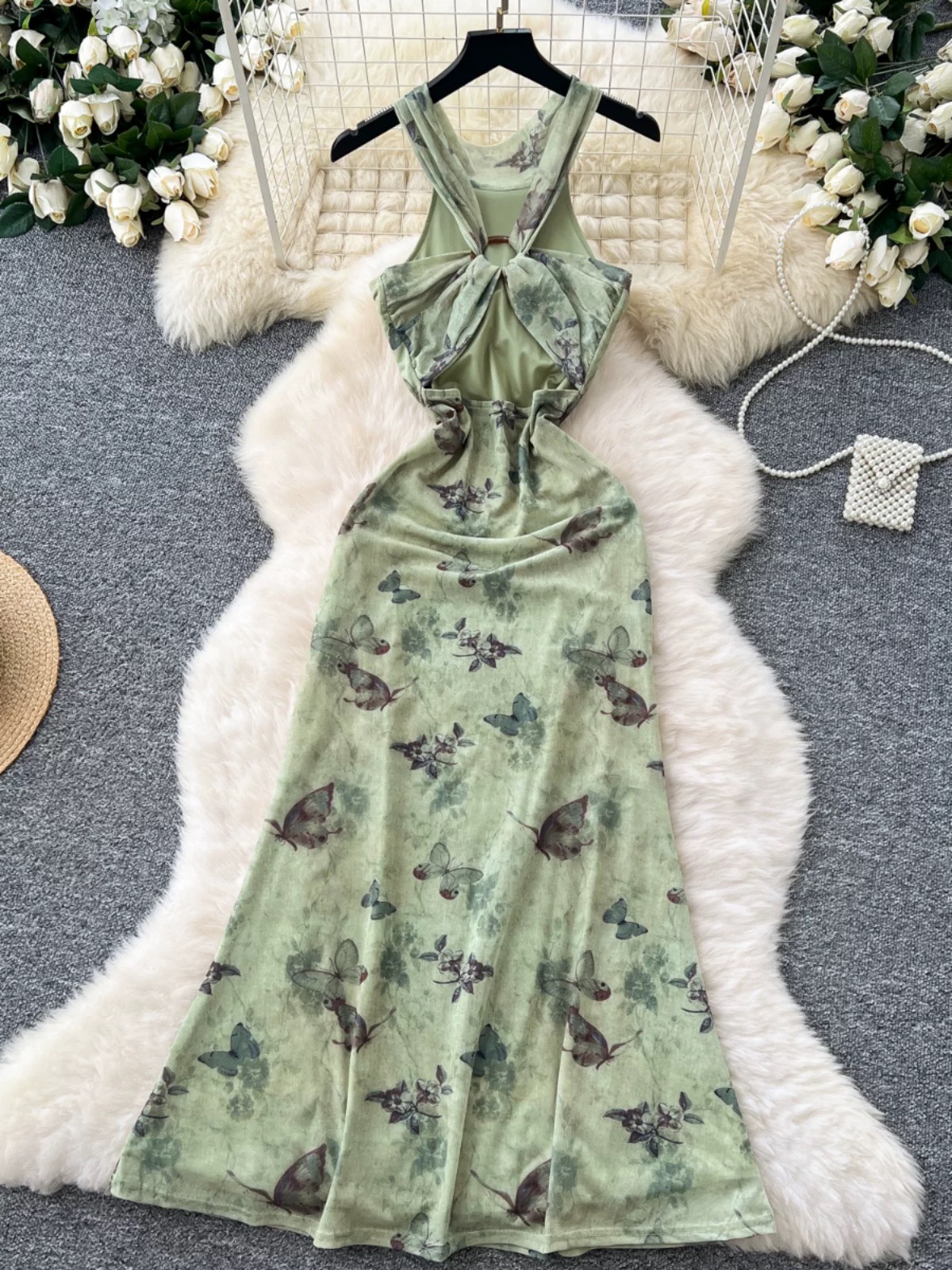 Perfectly classic dress CD942 image