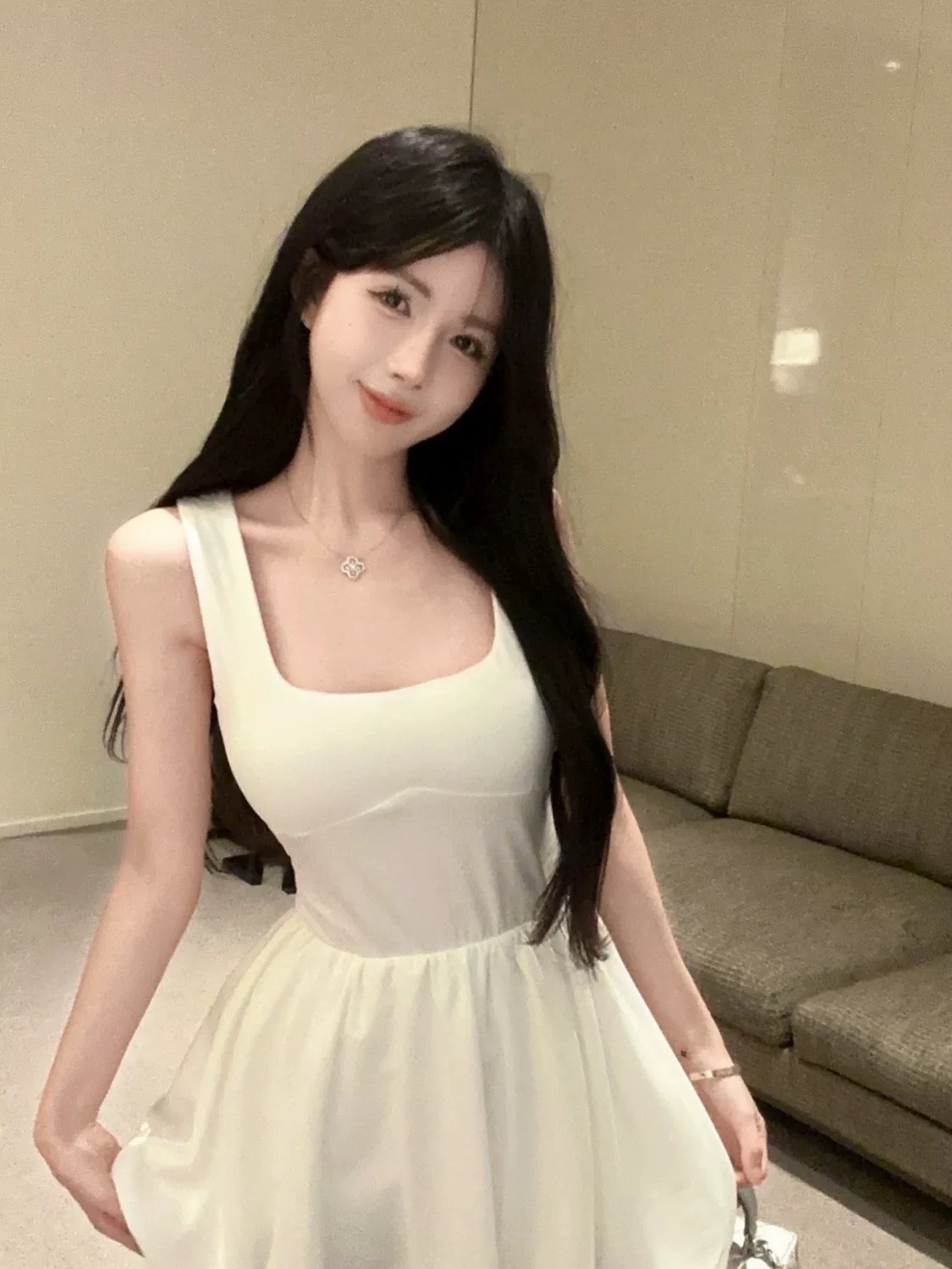 VIP access dress CD806 image