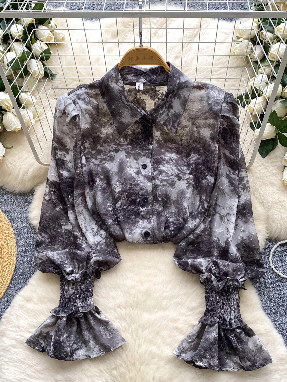 Money dreams blouse BE410 image