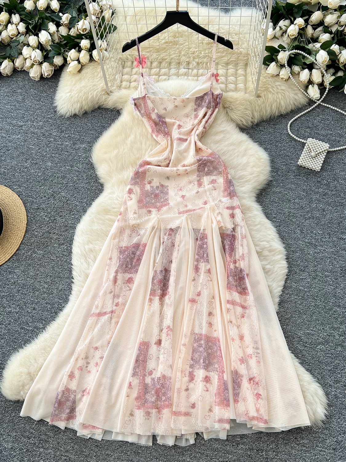 Hard to forget lace dress CD716 image