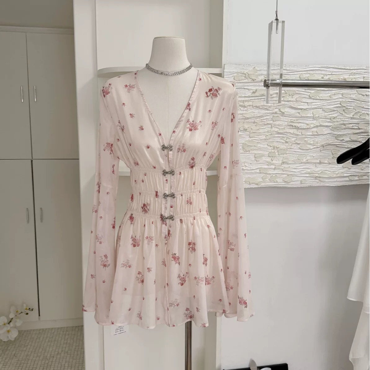 Italian babe Dress CD1735 image