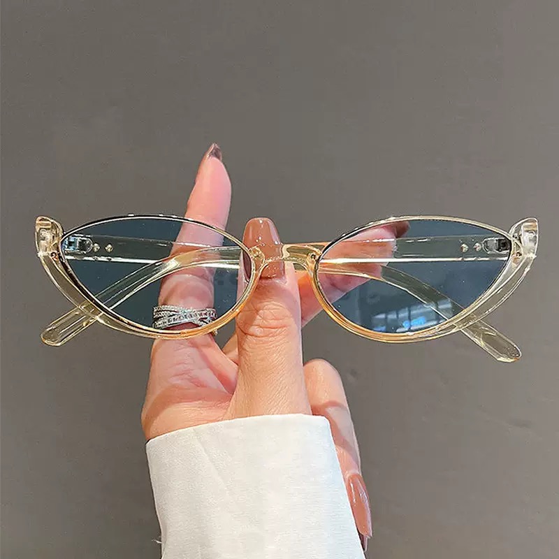 Pretty and proper glasses AC183 image