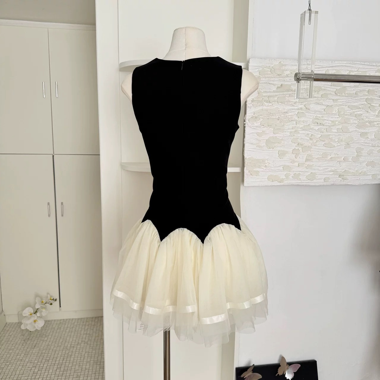 Fly with me dress CD1774 image