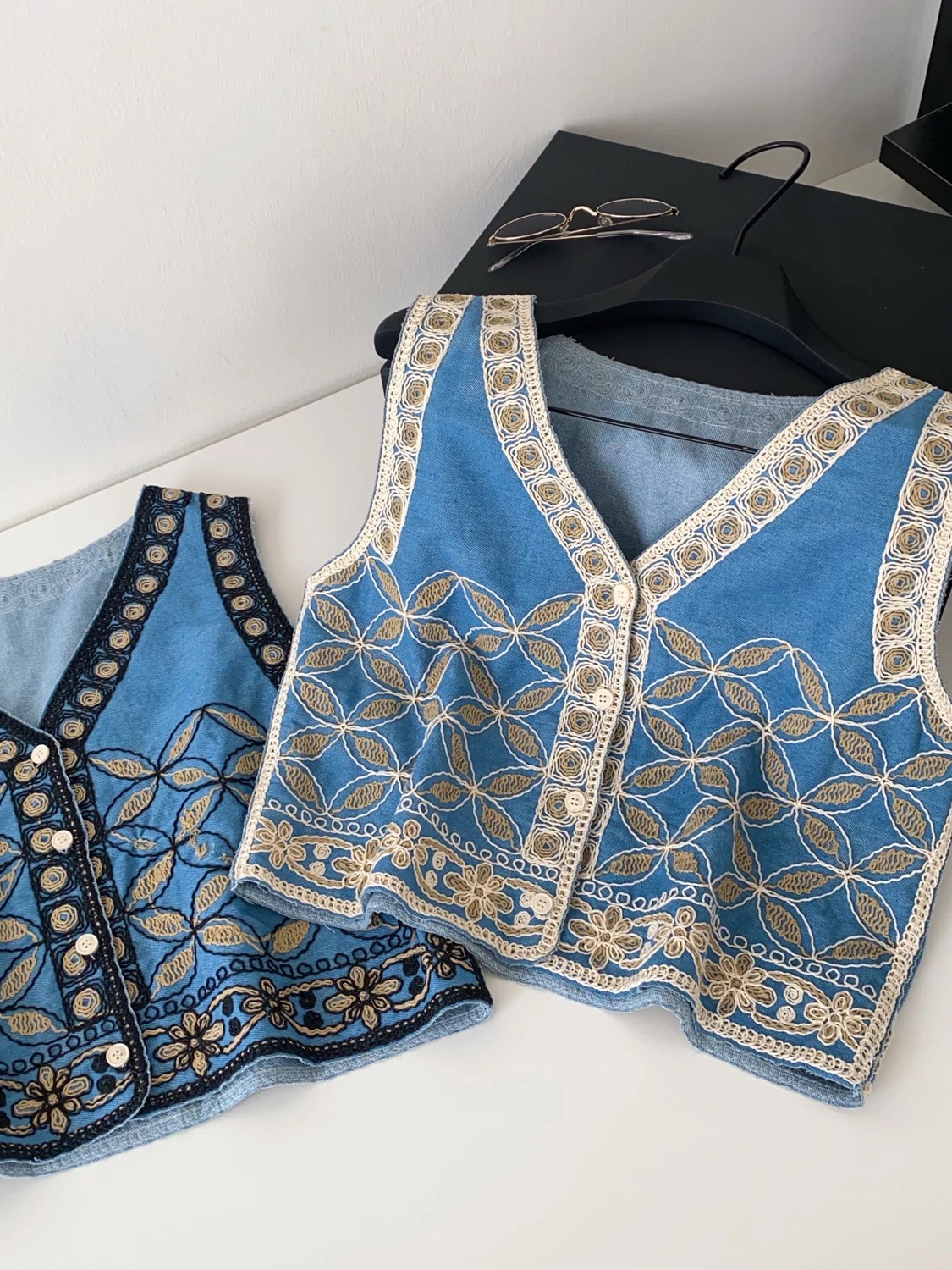 Miss independent embroidery top CTO866