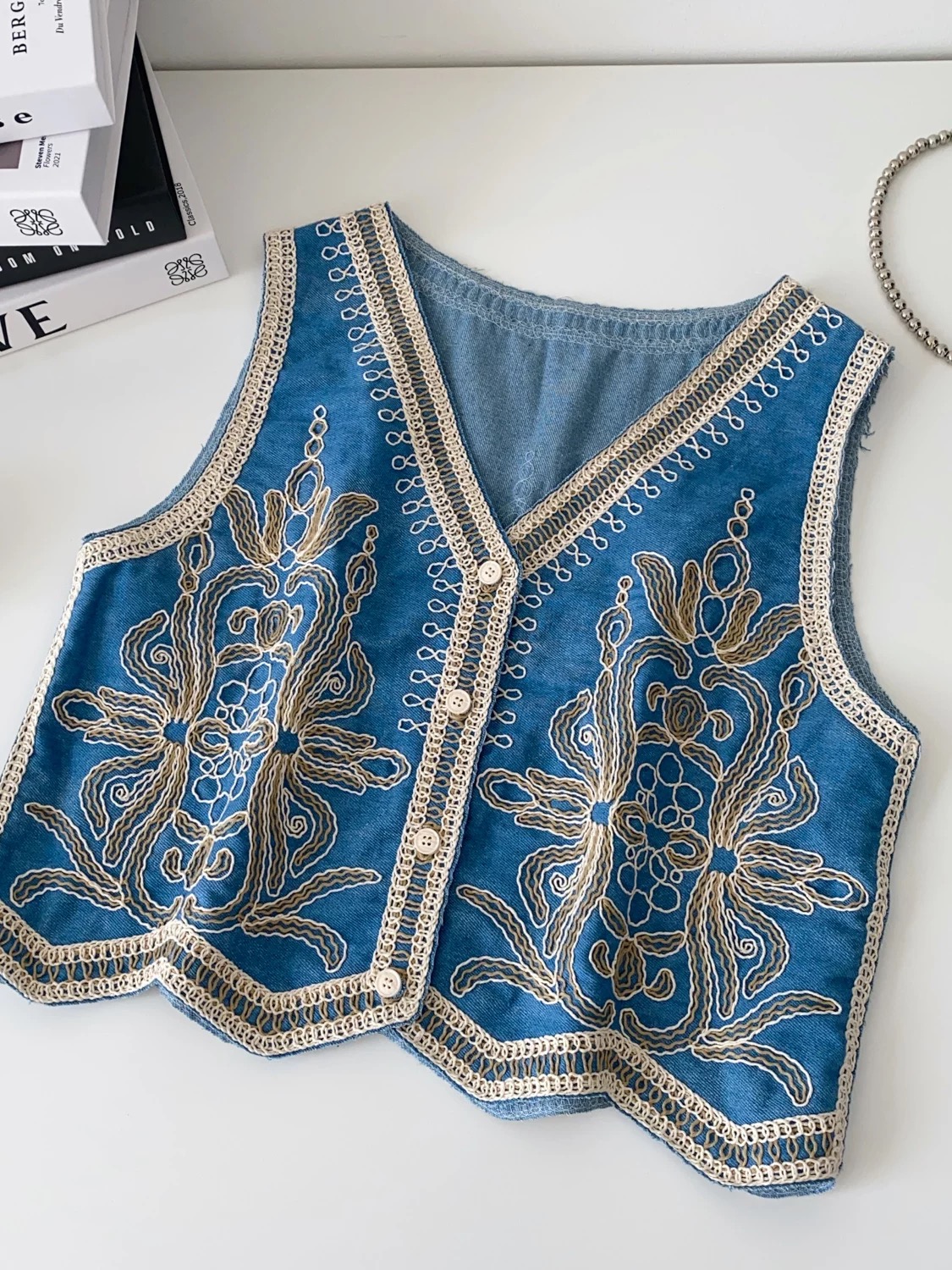 Merry time embroidery top CTO865 image