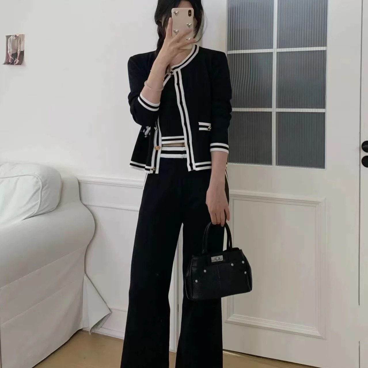 Under my control set STP152 image