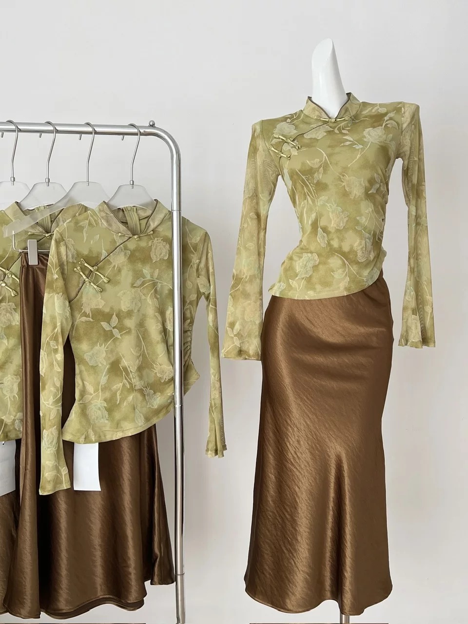 More to come set CTP782 image