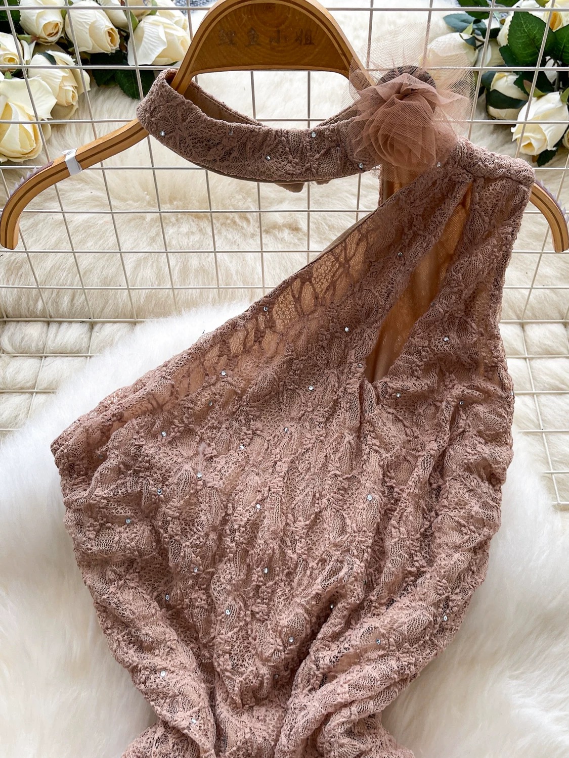 Heart of thorns dress CBC1400 image