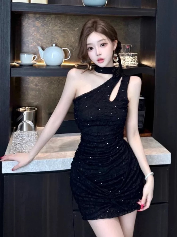 Heart of thorns dress CBC1400 image