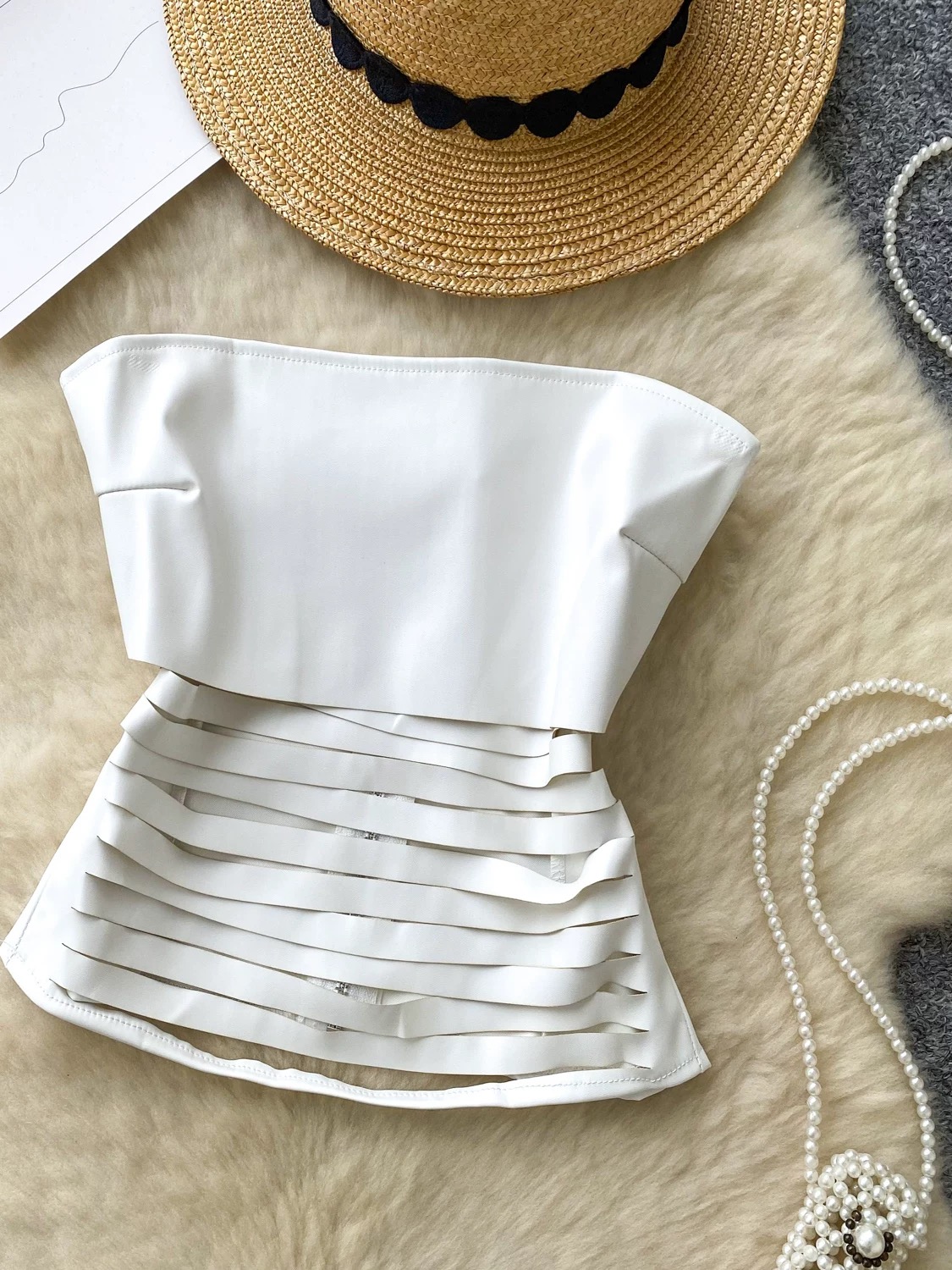 Riveting babe top CTO841 image