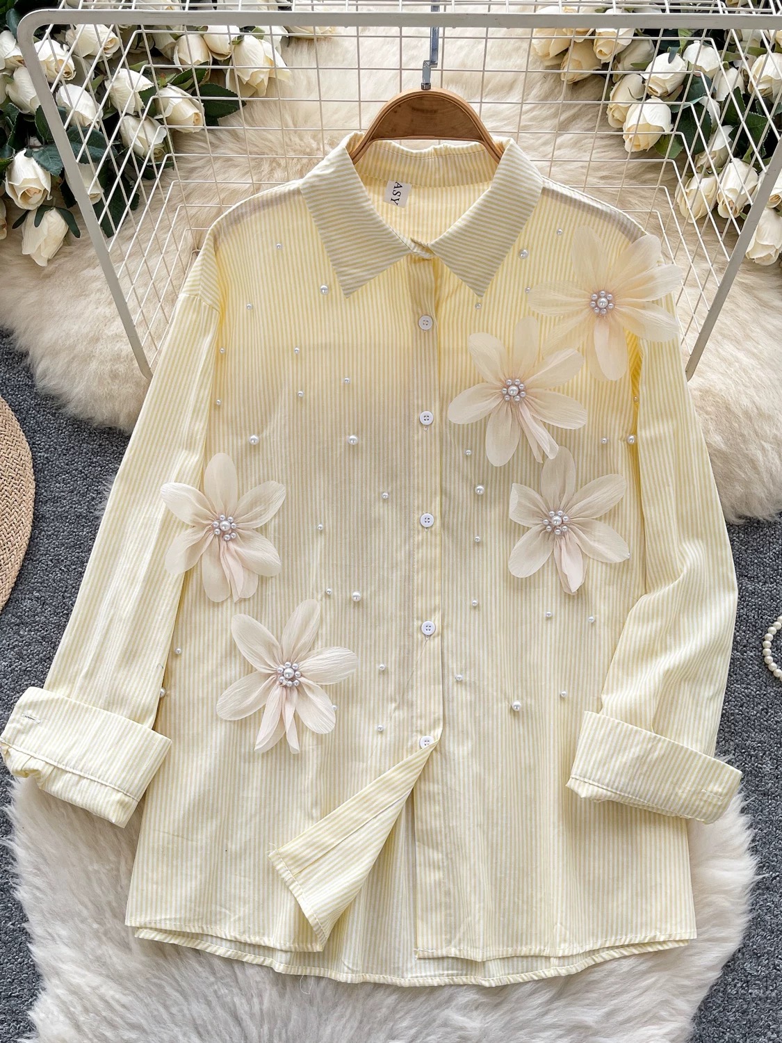 Queen’s movement shirt SH203 images