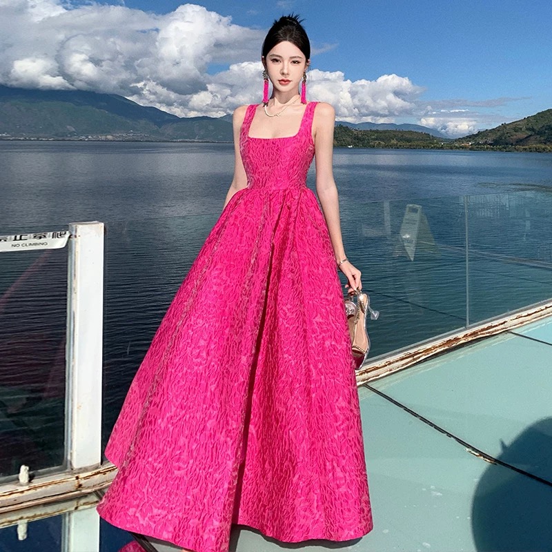 Luxurious shopping brocade dress  EVD101 image