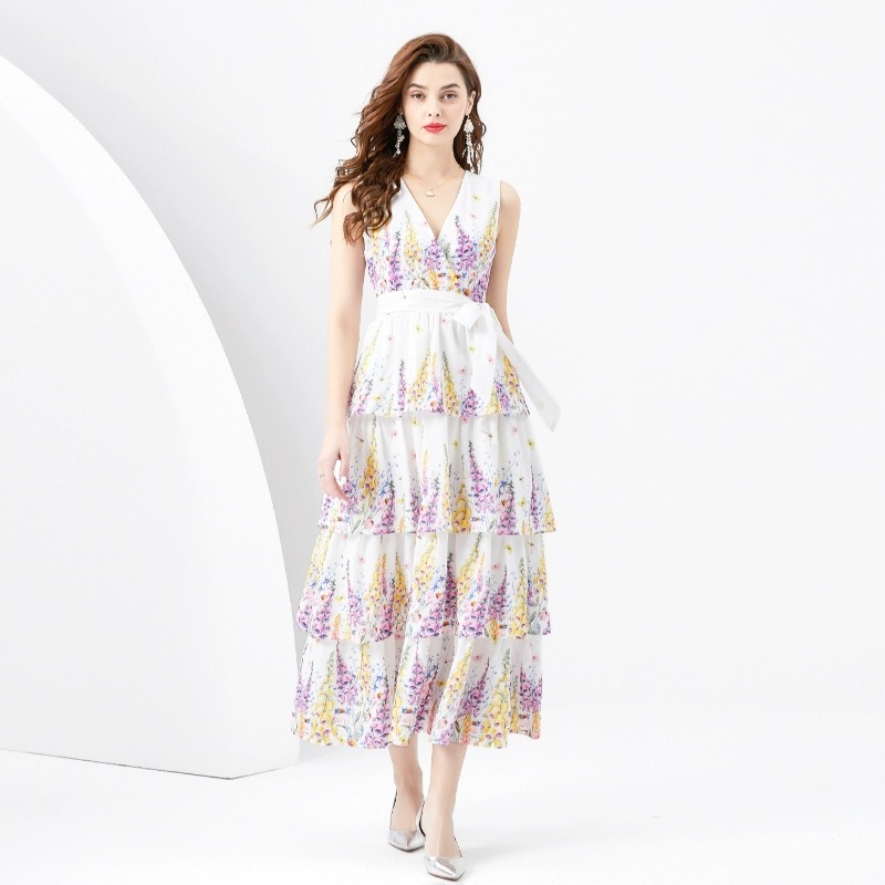 Peak elegance dress ED260 image