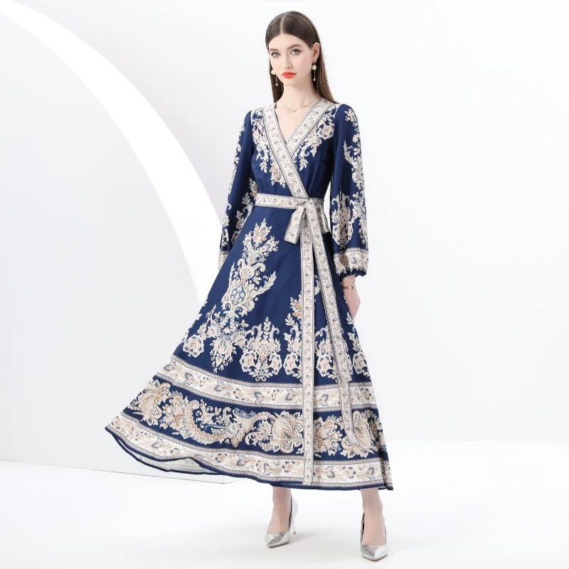 Powerful woman luxury dress ED222 image