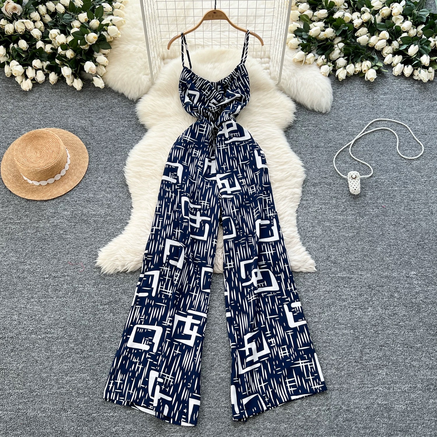 Kiss me jumpsuit CJS143 images