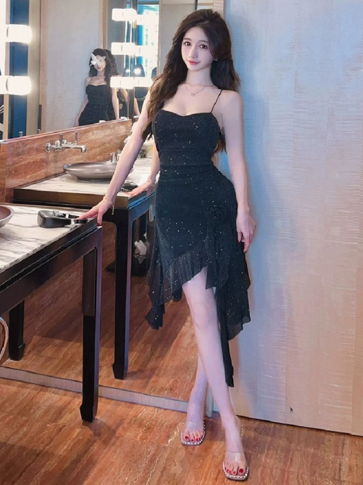 Flare for the dramatic dress CD135 image