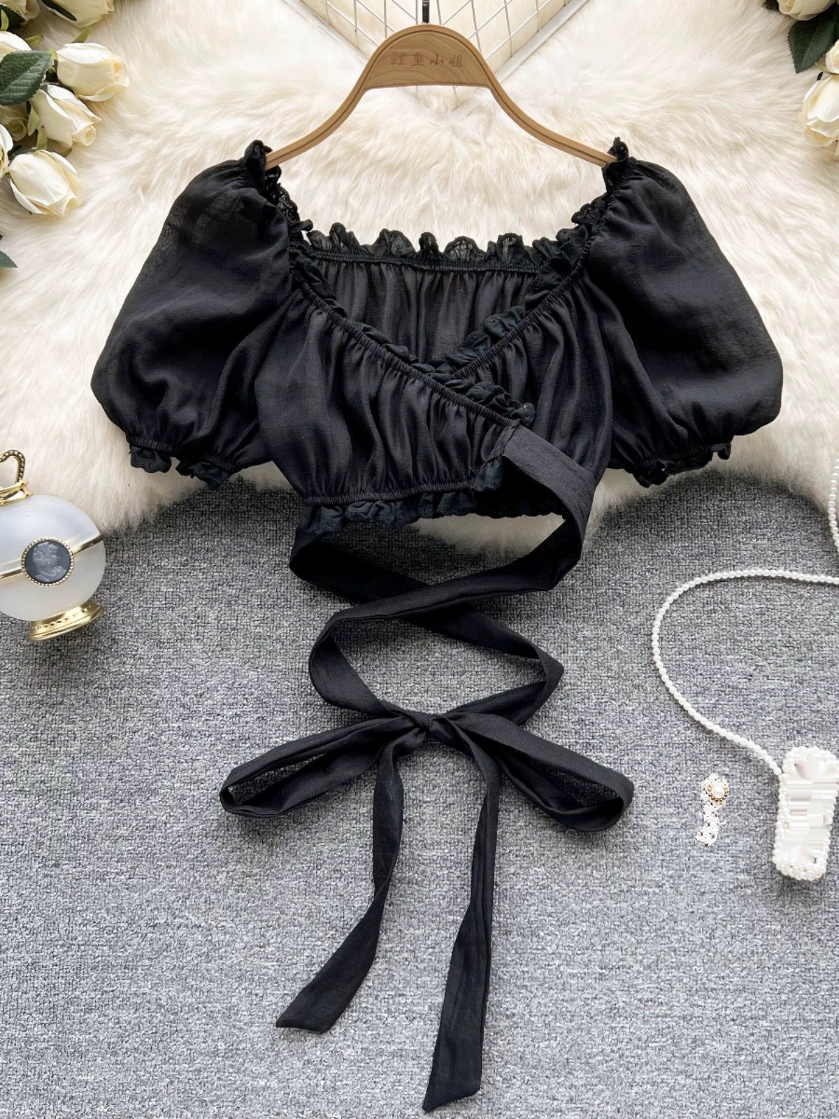 Alori strings top CTO146