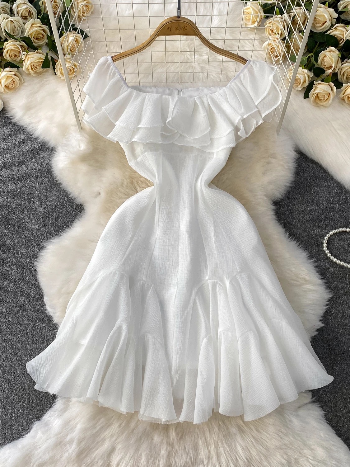 Waiting for you dress CD127 image