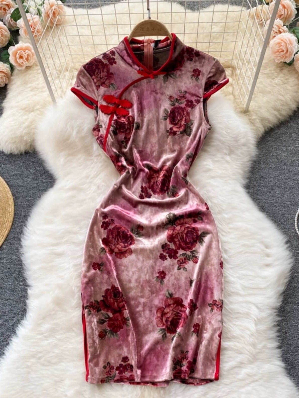 Looking curvy qipao dress Q108