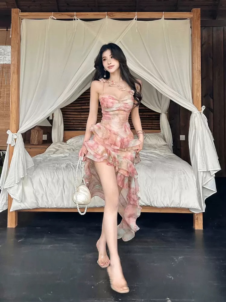 Get away with it floral dress CD390 image