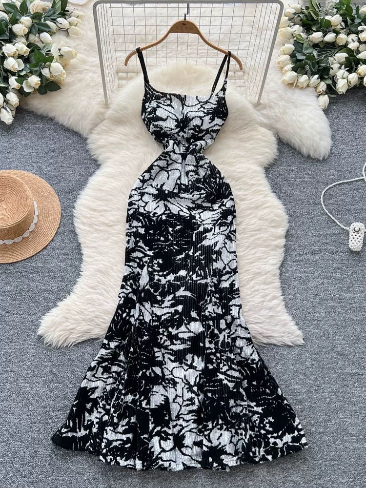 Petite Sabrina dress CD399 image