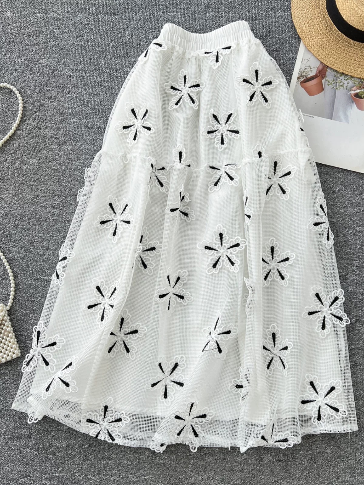 Mutual attraction skirt FS140 image