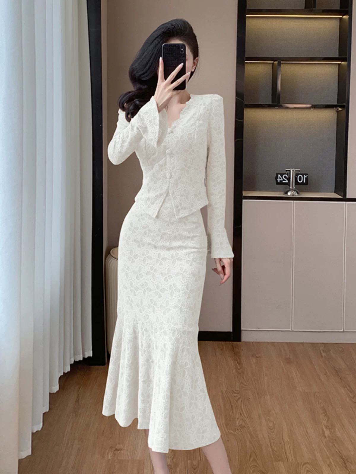 Showing up tonight set FTP261 image