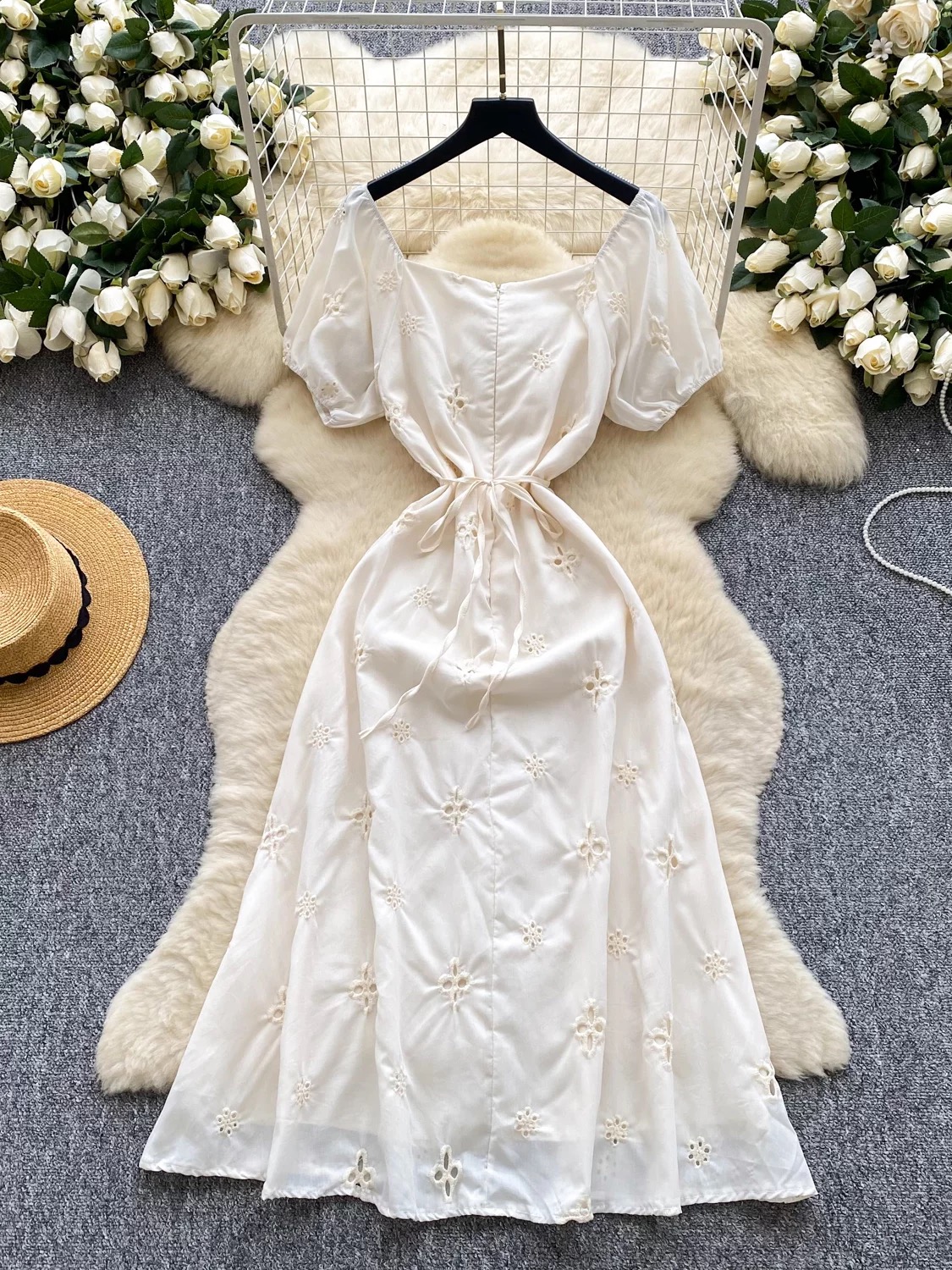 Lara lace dress CD571 image