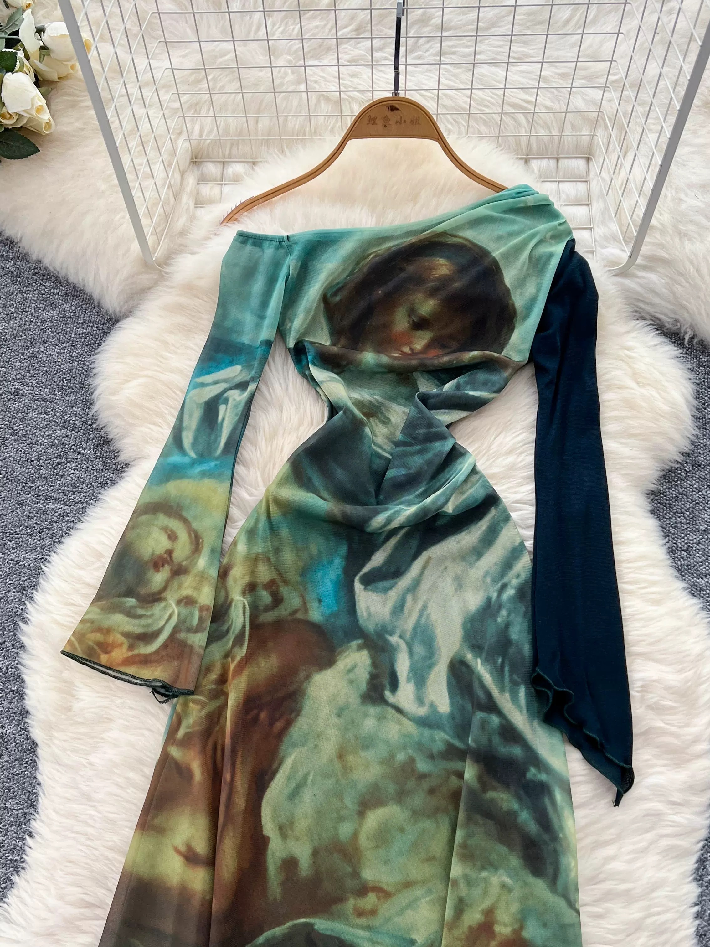 Need a new babe dress CD1522 image