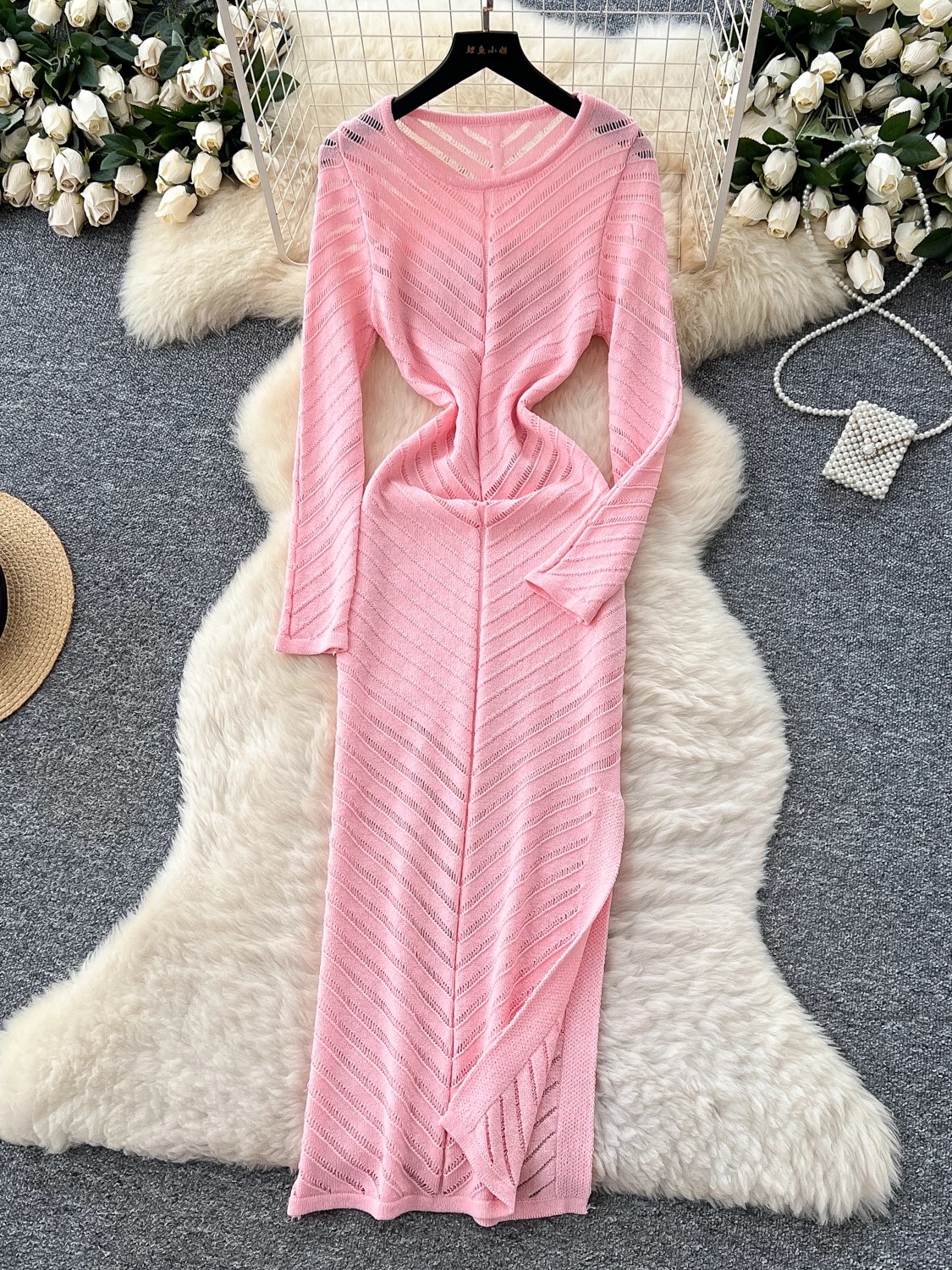 Restricted access dress KBC187